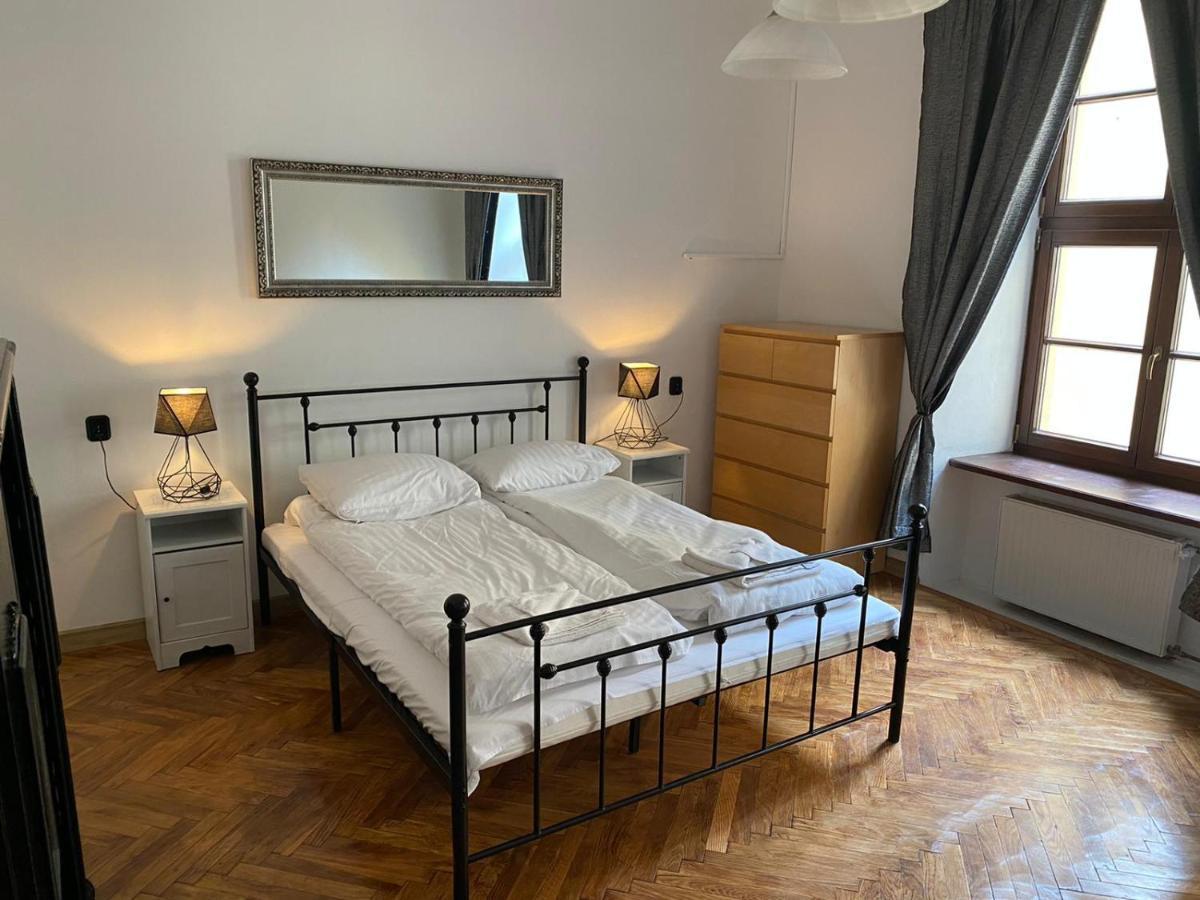 Main Square 18 King Apartament Krakow Luaran gambar